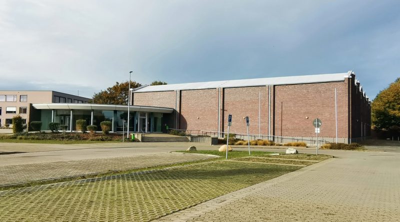 IGS-Sassenburg Sporthalle