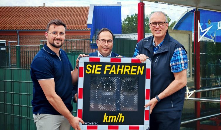 Übergabe_Grußendorf_2025