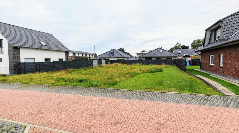 WES_Bauluecke_Am_Felde