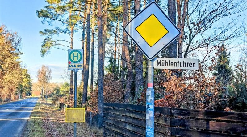 Bushaltestelle_Mühlenführen