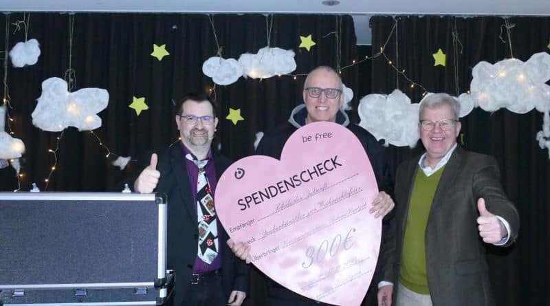 Spendenübergabe_SdZ